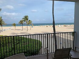 Lago Mar Beach Resort & Club