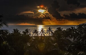 Lago Mar Beach Resort & Club