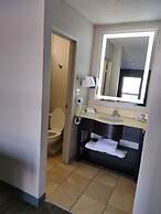 Days Inn & Suites by Wyndham Albuquerque North