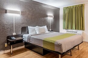 Studio 6 Fort Worth, TX - West Medical Center