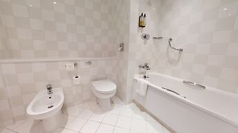 Holiday Inn Milton Keynes - Central by IHG