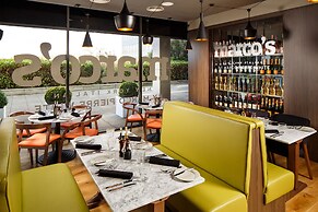 Holiday Inn Milton Keynes - Central by IHG