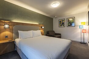 Holiday Inn Milton Keynes - Central by IHG