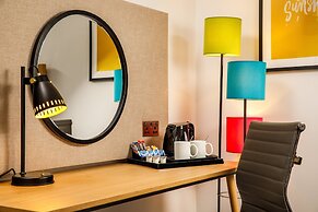 Holiday Inn Milton Keynes - Central by IHG
