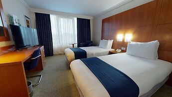 Holiday Inn Milton Keynes - Central by IHG