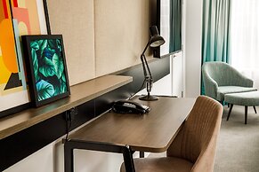 Holiday Inn Milton Keynes - Central by IHG