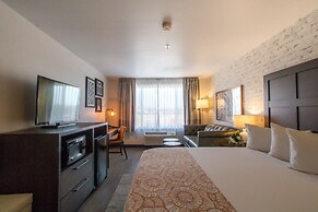 Oxford Suites Chico