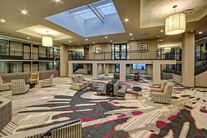 DoubleTree by Hilton Hotel Decatur Riverfront