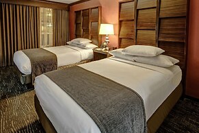 DoubleTree by Hilton Hotel Decatur Riverfront