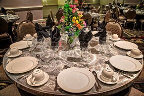 DoubleTree by Hilton Hotel Decatur Riverfront