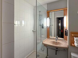 ibis Rennes Cesson