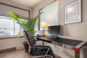 Days Inn by Wyndham International Falls