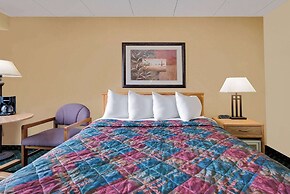 Days Inn by Wyndham International Falls