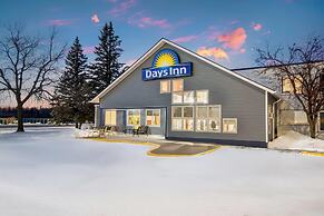 Days Inn by Wyndham International Falls