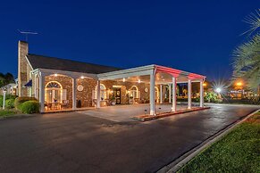 Best Western Plus Santee Inn