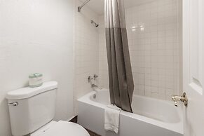 Motel 6 Knoxville, TN