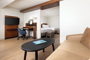 Fairfield Inn & Suites by Marriott Key West at the Keys Collection