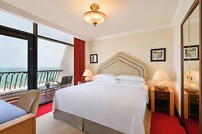 Sheraton Grand Doha Resort & Convention Hotel