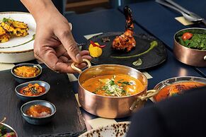 Sheraton Grand Doha Resort & Convention Hotel