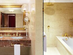 Sheraton Grand Doha Resort & Convention Hotel