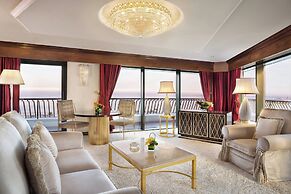 Sheraton Grand Doha Resort & Convention Hotel