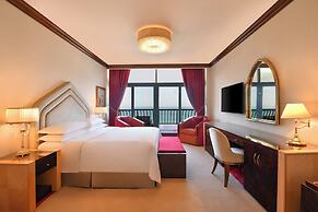 Sheraton Grand Doha Resort & Convention Hotel