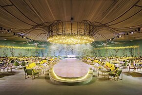 Sheraton Grand Doha Resort & Convention Hotel