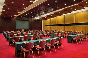 Sheraton Grand Doha Resort & Convention Hotel