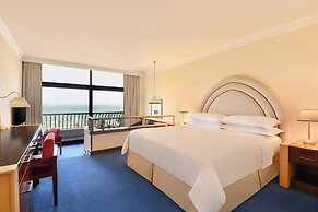 Sheraton Grand Doha Resort & Convention Hotel
