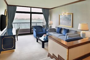 Sheraton Grand Doha Resort & Convention Hotel