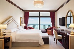 Sheraton Grand Doha Resort & Convention Hotel