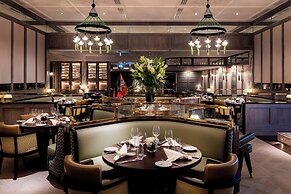 Sheraton Grand Doha Resort & Convention Hotel