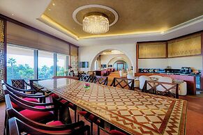 Sheraton Grand Doha Resort & Convention Hotel