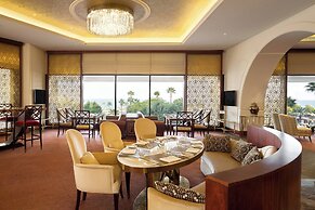 Sheraton Grand Doha Resort & Convention Hotel