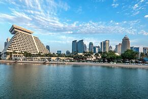 Sheraton Grand Doha Resort & Convention Hotel
