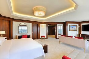 Sheraton Grand Doha Resort & Convention Hotel