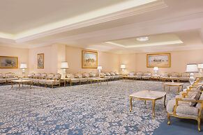 Sheraton Grand Doha Resort & Convention Hotel