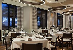 Fort Lauderdale Marriott Harbor Beach Resort & Spa