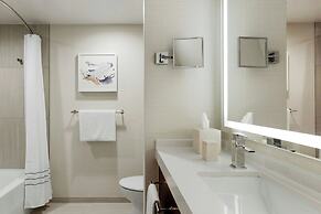 Fort Lauderdale Marriott Harbor Beach Resort & Spa