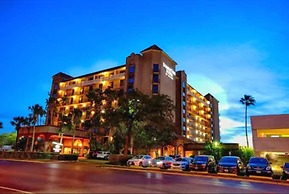 DoubleTree Suites by Hilton Hotel McAllen