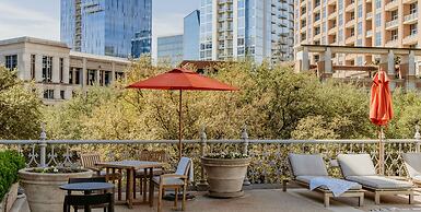 Hotel Crescent Court
