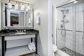 Hotel Indigo Dallas Downtown by IHG