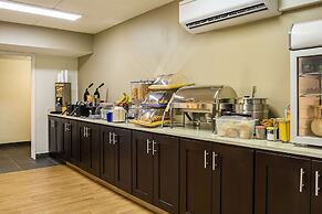 Quality Inn & Suites Clackamas – Portland