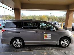 Super 8 by Wyndham Kansas City Airport North