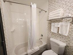 Holiday Inn Ontario by IHG