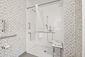 Holiday Inn Ontario by IHG