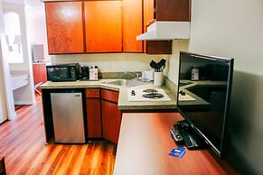 Rodeway Inn and Suites