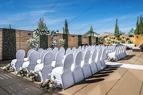 Sheraton Vancouver Guildford Hotel