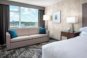 Sheraton Vancouver Guildford Hotel