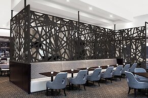 Sheraton Vancouver Guildford Hotel